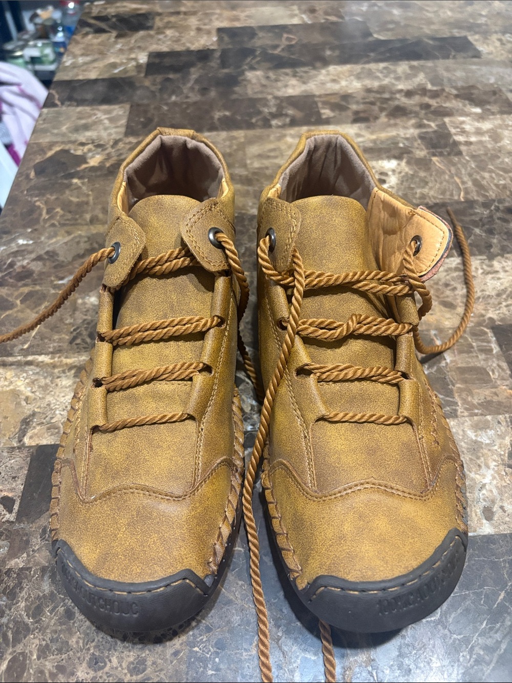 NWOT Women’s Casual Lace-Up Shoes 8sz 39EU in Mustard Brown